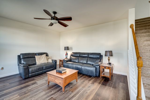 3332 Almar Knot Dr, Murfreesboro, TN 37128