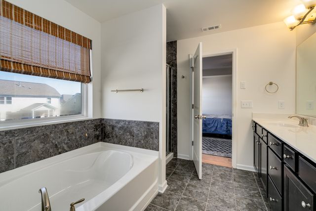 3332 Almar Knot Dr, Murfreesboro, TN 37128