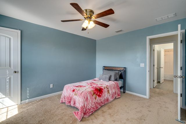 3332 Almar Knot Dr, Murfreesboro, TN 37128