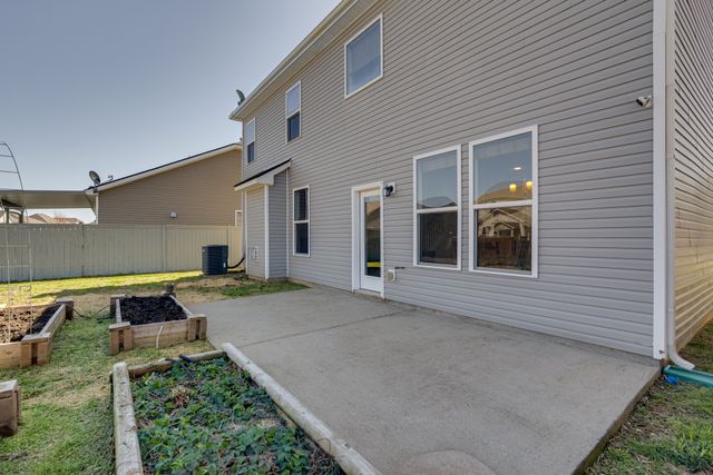 3332 Almar Knot Dr, Murfreesboro, TN 37128