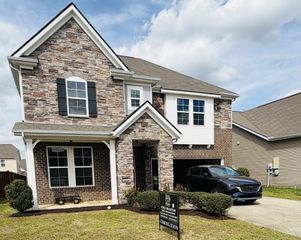 3332 Almar Knot Dr, Murfreesboro, TN 37128