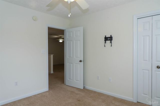 1342 Tiger Lake Dr, Gulf Breeze, FL 32563