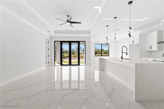 2745 31st AVE NE, Naples, FL 34120