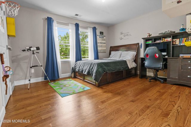 628 New Dover Road, Colonia, NJ 07067