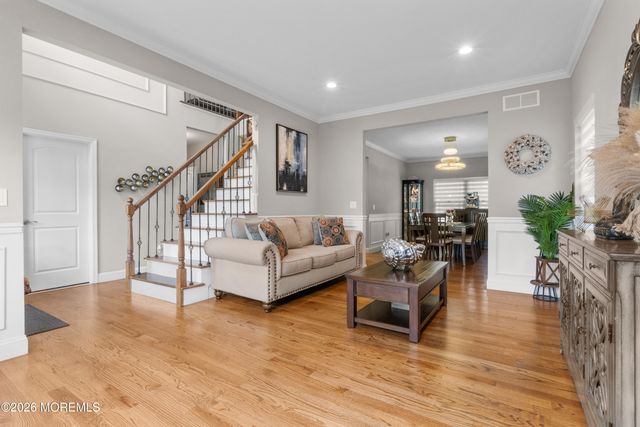628 New Dover Road, Colonia, NJ 07067