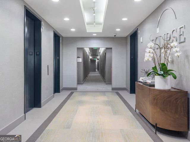 250 Pharr Road NE 514, Atlanta, GA 30305