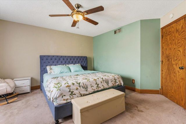 12125 Aztec Street NW, Coon Rapids, MN 55433