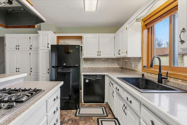12125 Aztec Street NW, Coon Rapids, MN 55433