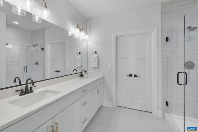 355 BAYBERRY LN, Zion Crossroads, VA 22942