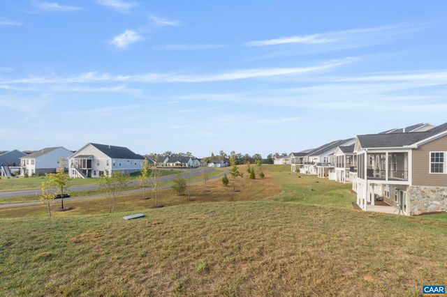 355 BAYBERRY LN, Zion Crossroads, VA 22942