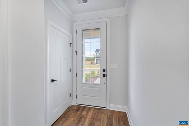 355 BAYBERRY LN, Zion Crossroads, VA 22942