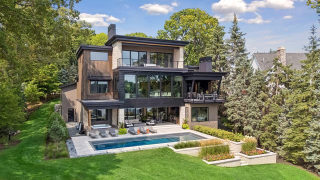 4041 N Shore Drive, Orono, MN 55364