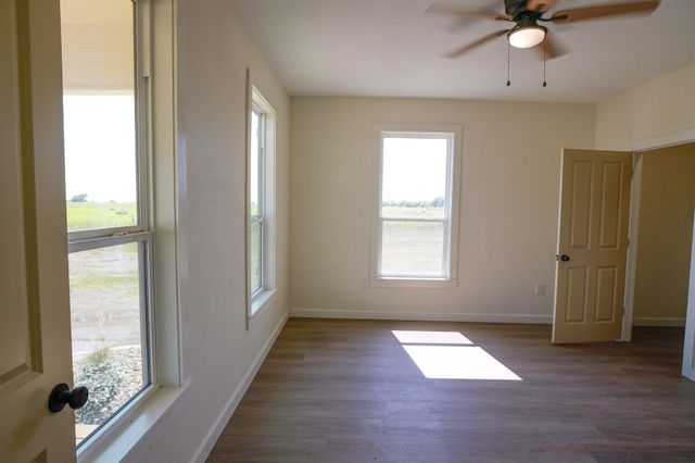 5688 Falke- Heinrich RD, Schulenburg, TX 78956