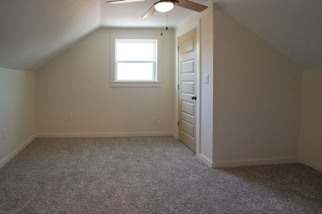 5688 Falke- Heinrich RD, Schulenburg, TX 78956