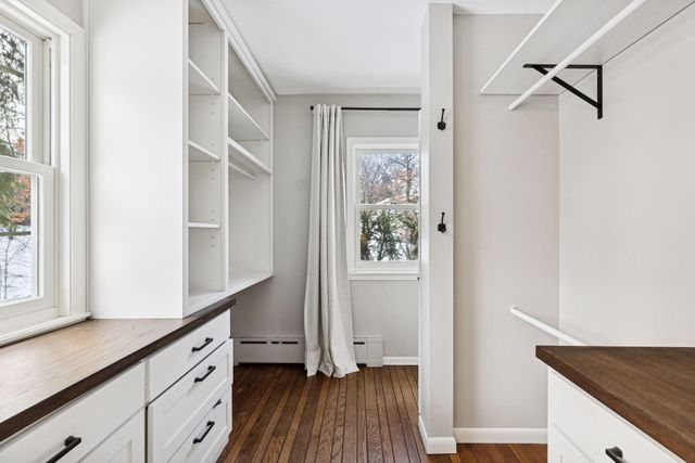 20 Spring Farm Lane, North Oaks, MN 55127