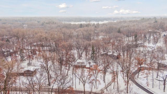 20 Spring Farm Lane, North Oaks, MN 55127