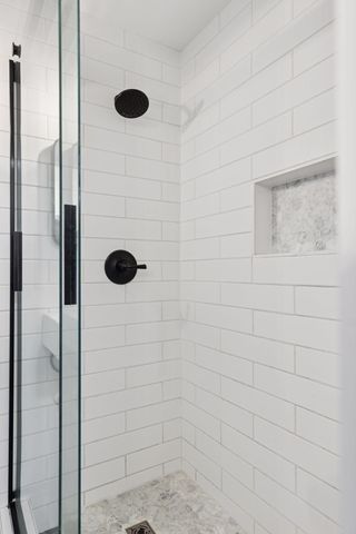 20 Spring Farm Lane, North Oaks, MN 55127