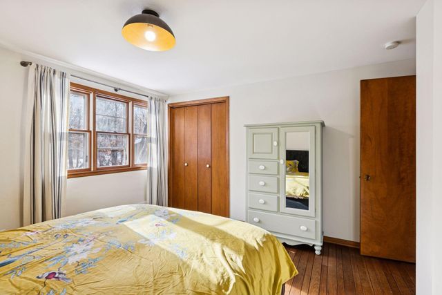 20 Spring Farm Lane, North Oaks, MN 55127