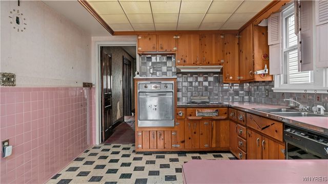 81 Como Avenue, Buffalo, NY 14220