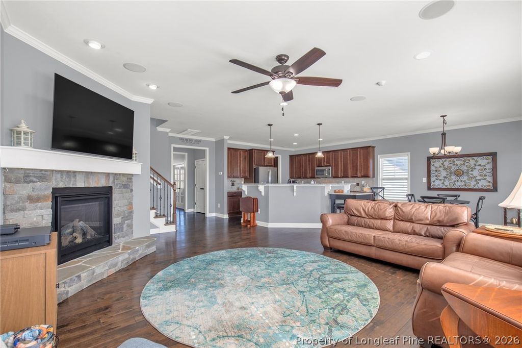 1612 Man O War Drive, Hope Mills, NC 28348 — photo 5