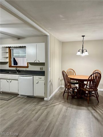 9129 State Route 60 NW, Mcconnelsville, OH 43756