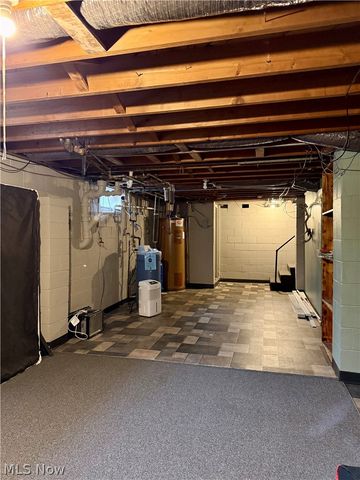 9129 State Route 60 NW, Mcconnelsville, OH 43756