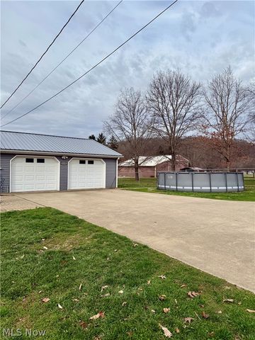 9129 State Route 60 NW, Mcconnelsville, OH 43756