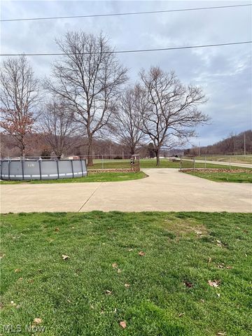 9129 State Route 60 NW, Mcconnelsville, OH 43756