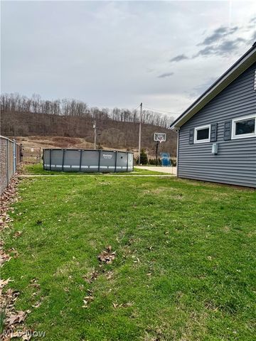 9129 State Route 60 NW, Mcconnelsville, OH 43756