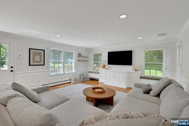 140 Boulevard, Glen Rock, NJ 07452