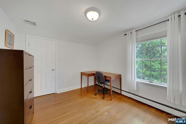 140 Boulevard, Glen Rock, NJ 07452