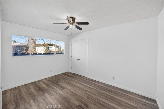 291 W Whittier, Hemet, CA 92543