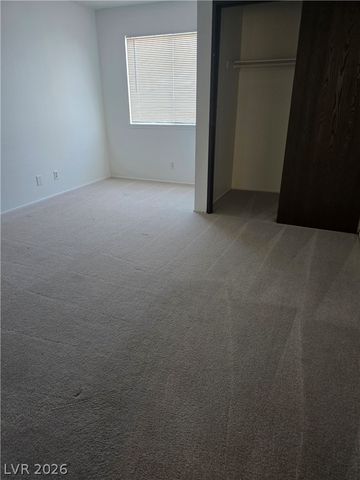 5060 Newport Cove Drive B, Las Vegas, NV 89119