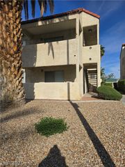5060 Newport Cove Drive B, Las Vegas, NV 89119