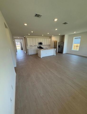 16052 Tallis Drive, Conroe, TX 77303