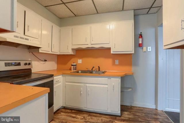 20 LEHMAN ST, Lebanon, PA 17046