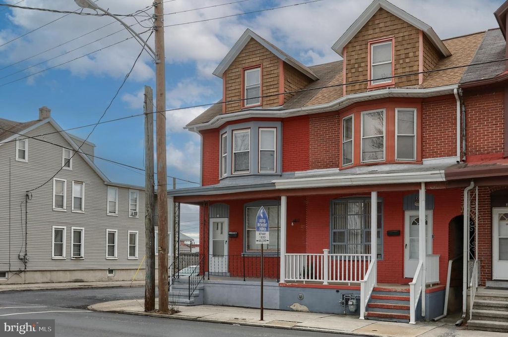 20 LEHMAN ST, Lebanon, PA 17046