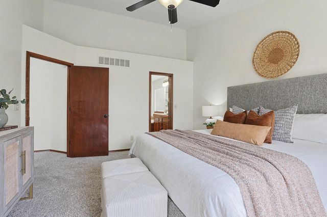 605 W Point Cir, Andover, KS 67002