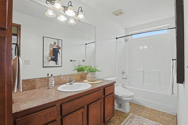 605 W Point Cir, Andover, KS 67002