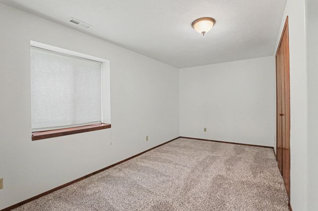 605 W Point Cir, Andover, KS 67002