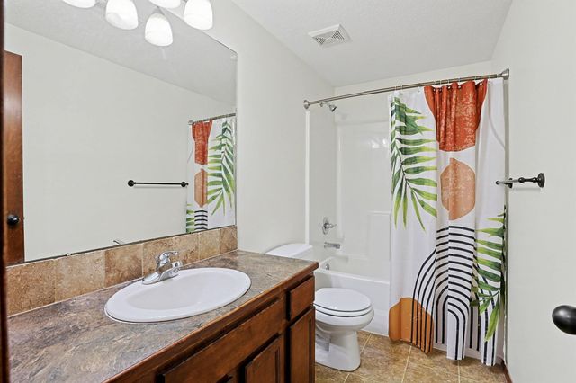 605 W Point Cir, Andover, KS 67002