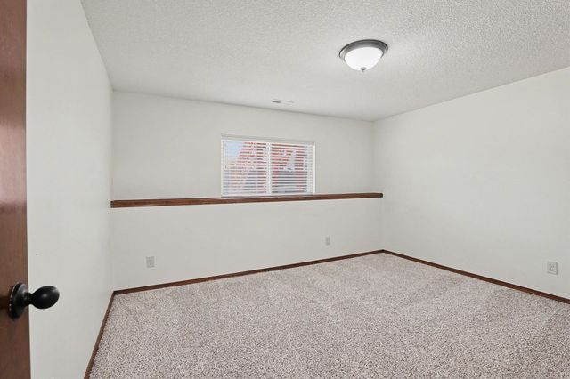 605 W Point Cir, Andover, KS 67002