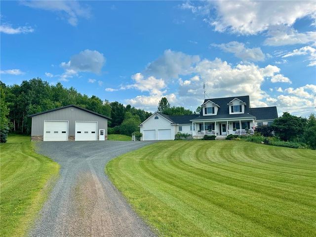 2158 84th Avenue, Osceola, WI 54020