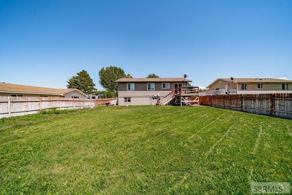 Image 25 of property listing at 580 Flamingo Avenue, Shelley, ID 83274