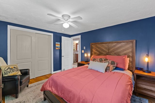 9 Williams St, Dudley, MA 01571