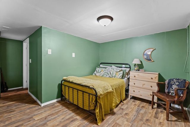 9 Williams St, Dudley, MA 01571