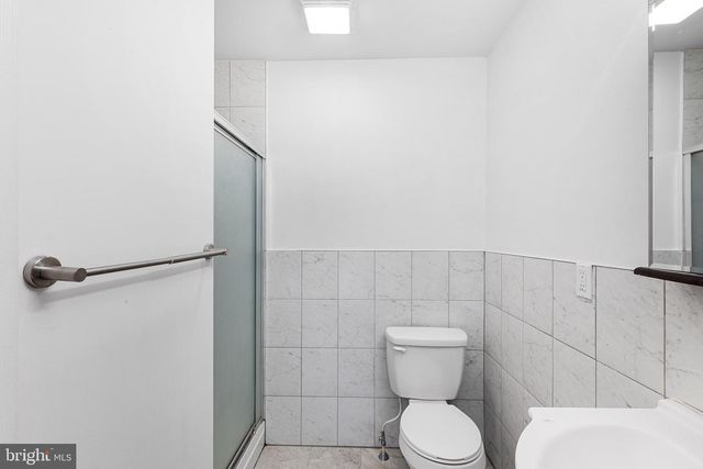 621 E FLORA ST, Philadelphia, PA 19125
