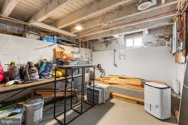 621 E FLORA ST, Philadelphia, PA 19125