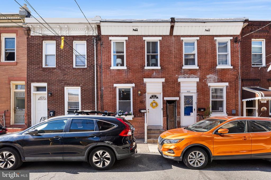 621 E FLORA ST, Philadelphia, PA 19125