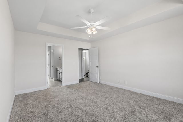 1010 Cherry Acres Dr, Clarksville, TN 37042